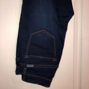 Kan Can skinny jeans.